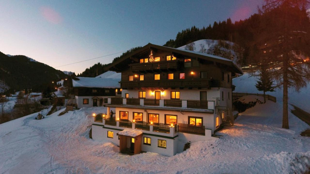 Gaestehaus Standardhaus ซาลบาคฮินเทอร์เกลมม์ ภายนอก รูปภาพ