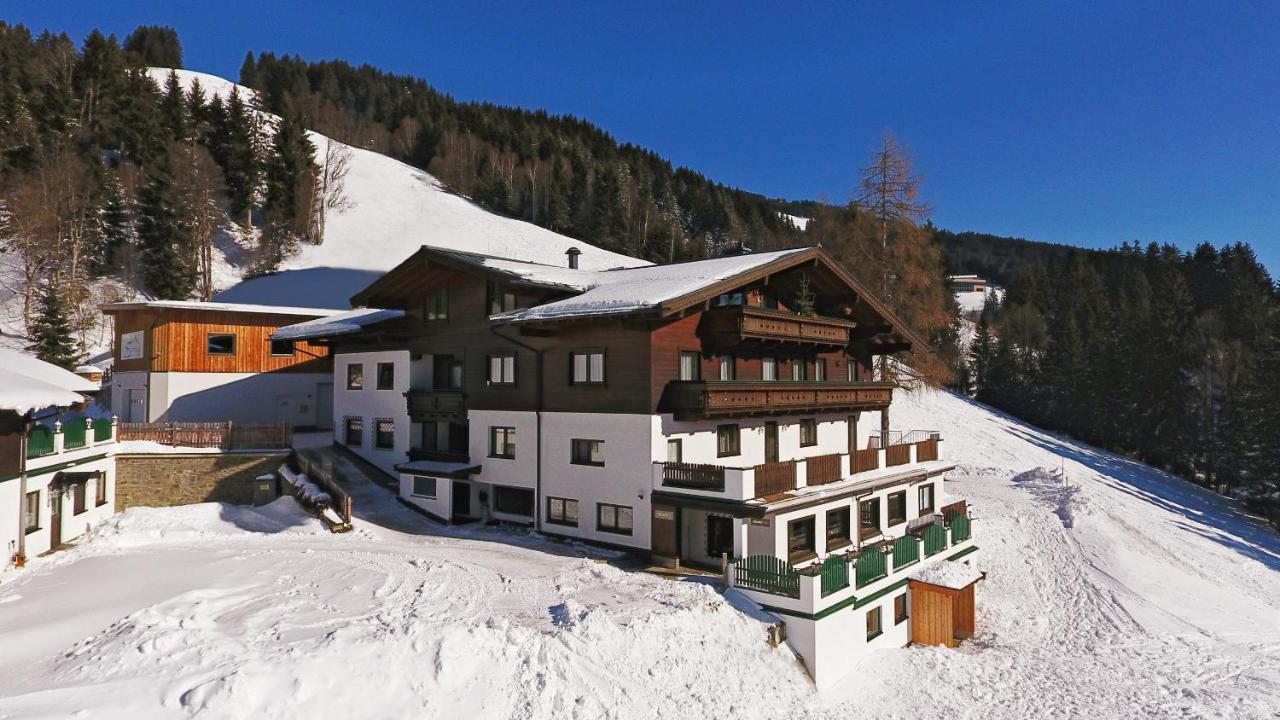 Gaestehaus Standardhaus ซาลบาคฮินเทอร์เกลมม์ ภายนอก รูปภาพ