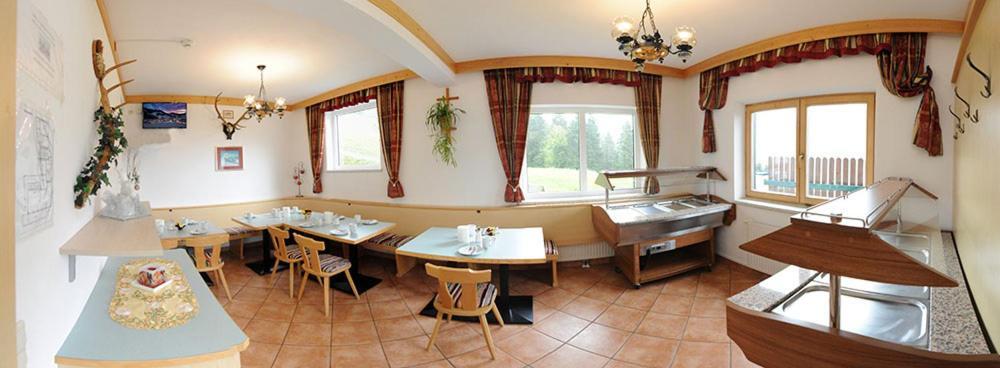 Gaestehaus Standardhaus ซาลบาคฮินเทอร์เกลมม์ ภายนอก รูปภาพ